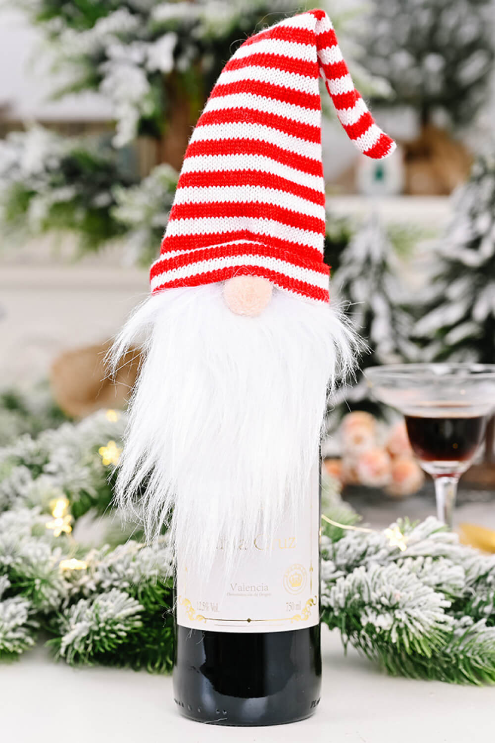 4-Pack Christmas Faceless Gnome Wine Bottle Covers (Don't forget a gift for friends at check out!)